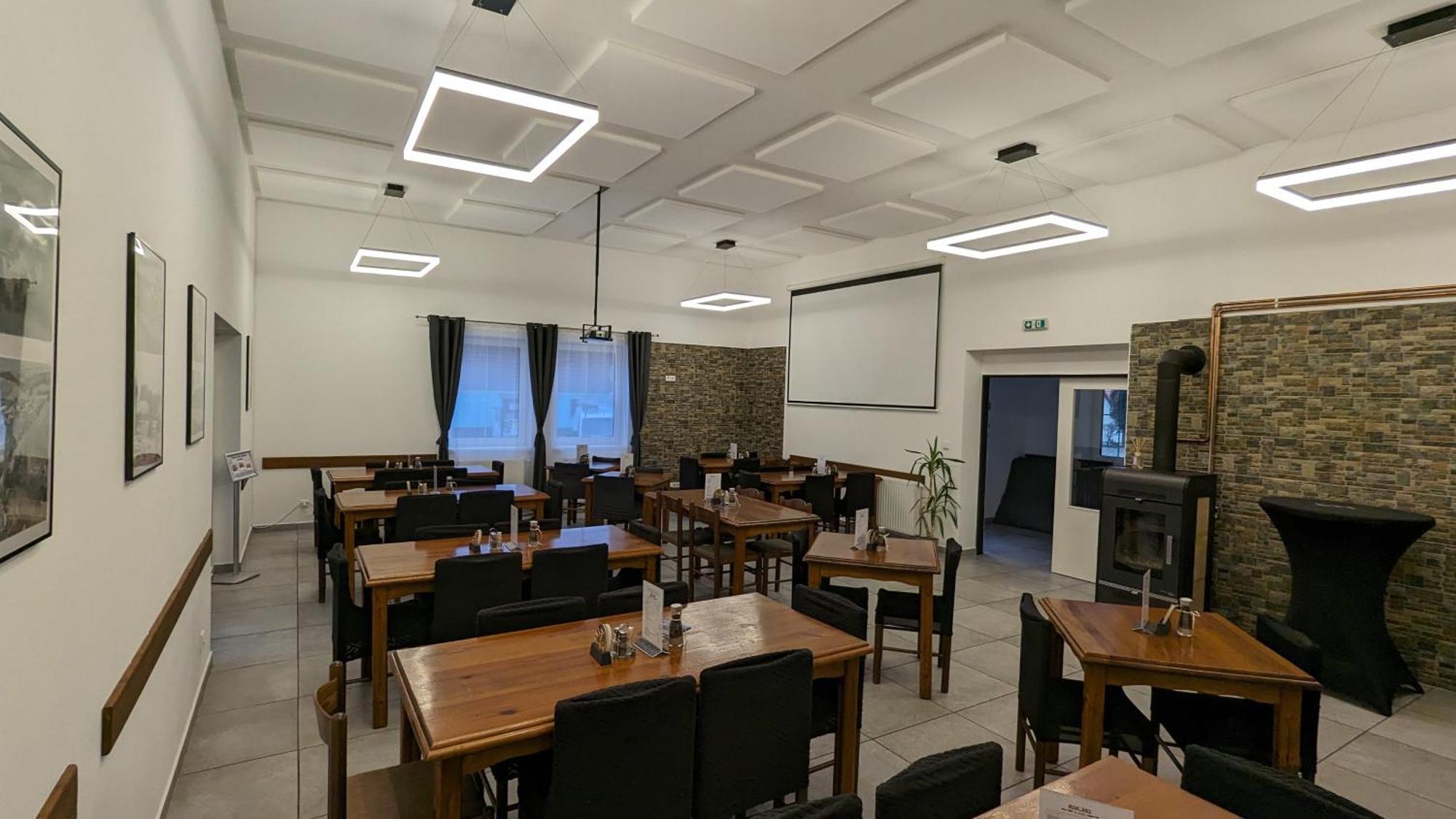 Apartmany Na Kovarne Rajov Zlatá Koruna エクステリア 写真